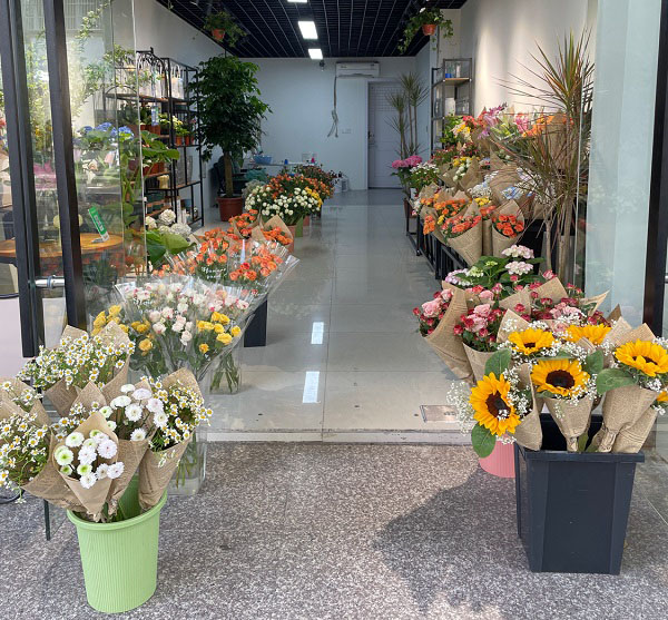 高淳八佰伴附近鲜花店